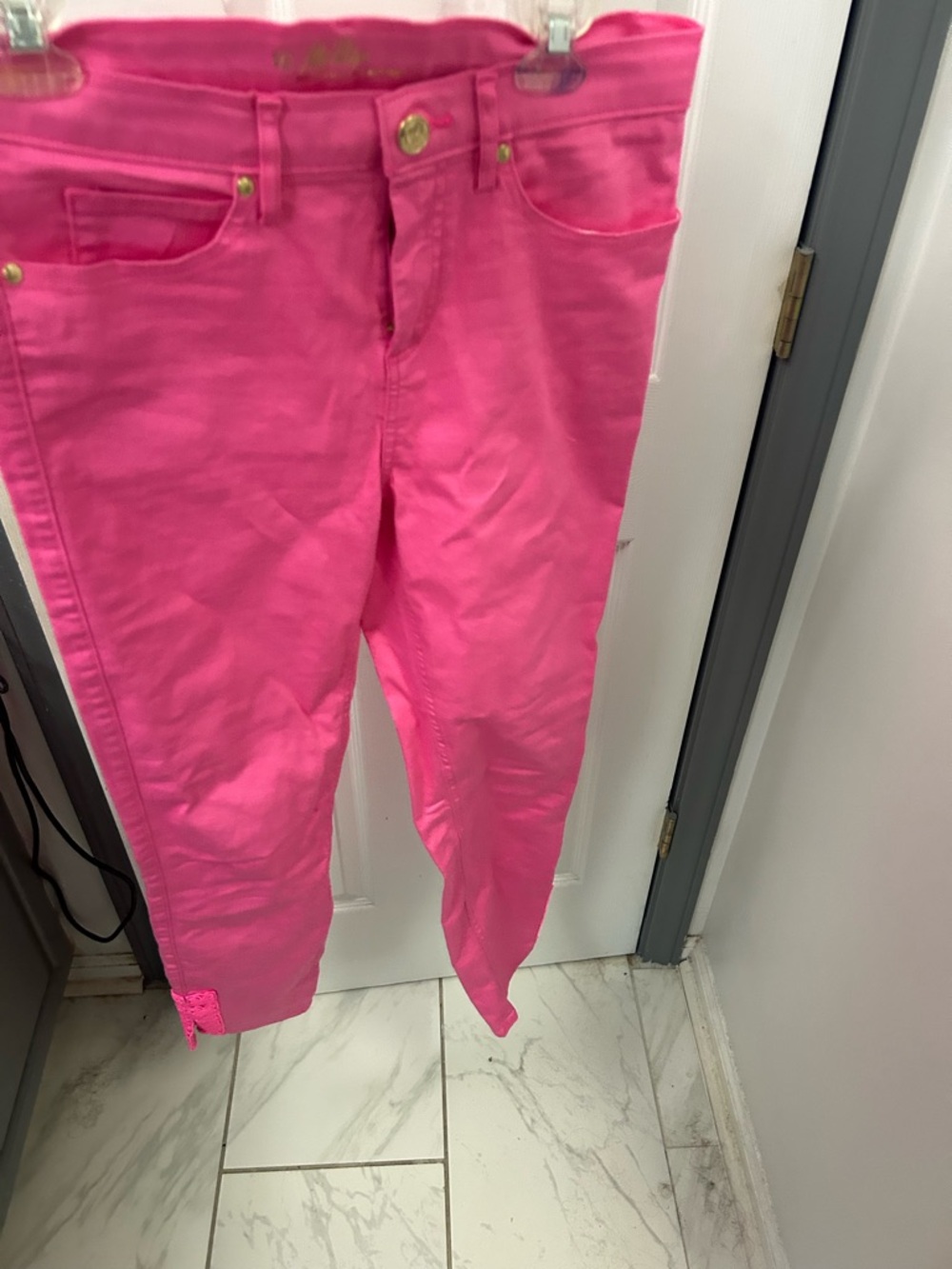 NWT LILLY PULITZER hot pink denim jeans. - Picture 13 of 16